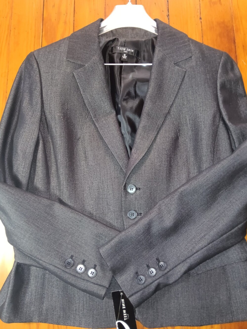 NINE WEST. SINGLE BREASTED CHARCOAL COLOR BLAZER. SIZE 12.